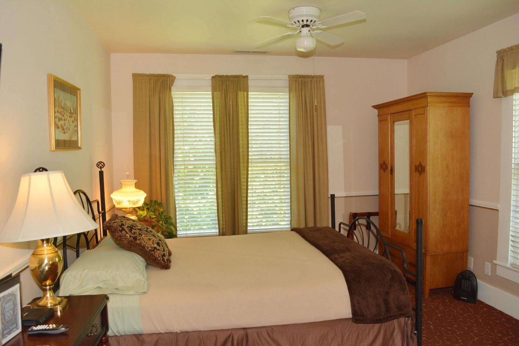 Deer Creek Inn Nevada City Ngoại thất bức ảnh